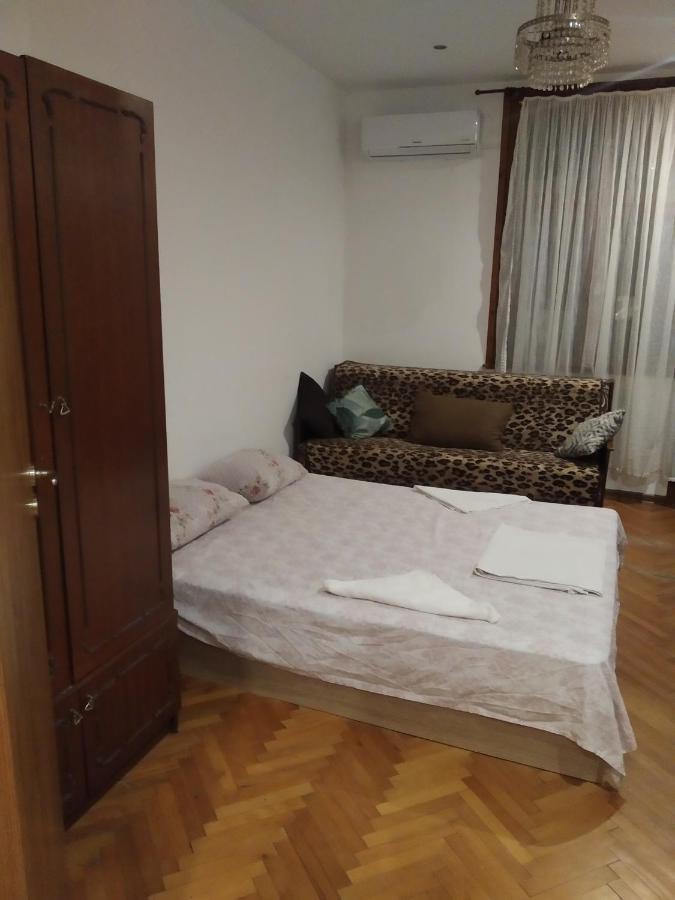 27 Юли 3 Бюджет Apartment Varna Exterior photo